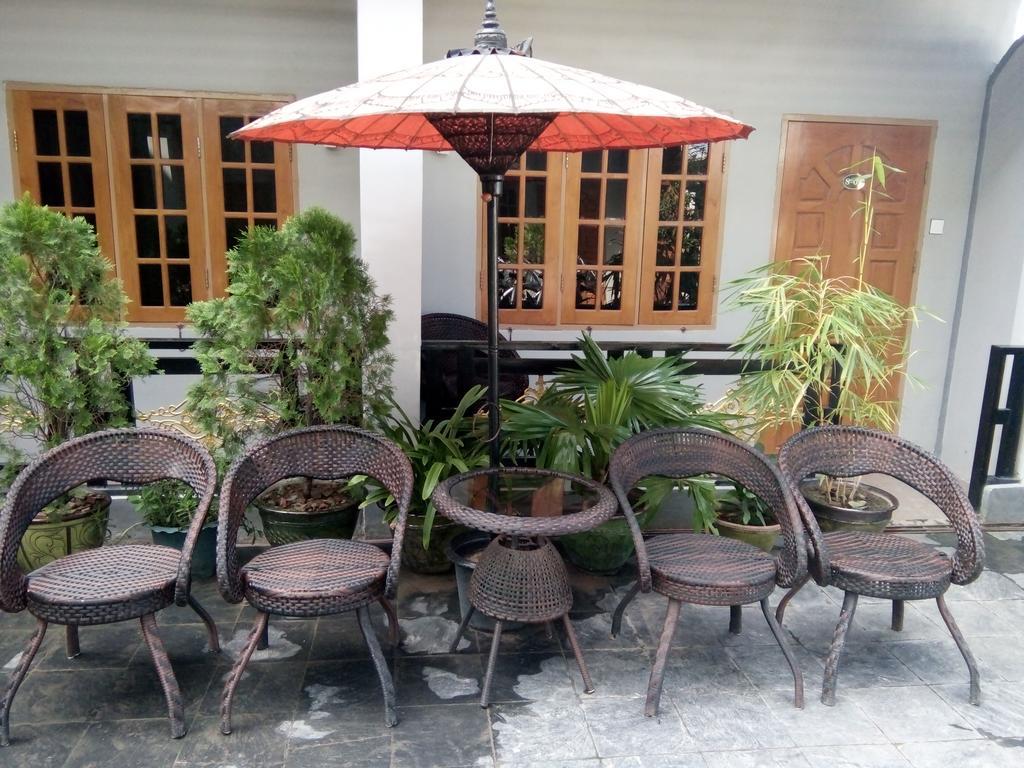 Inlay Palace Hotel Nyaung Shwe Eksteriør billede