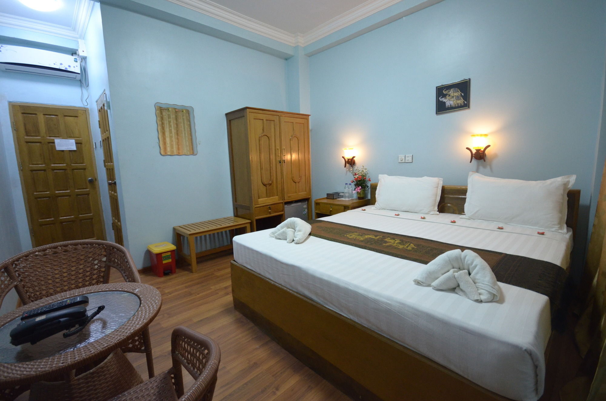 Inlay Palace Hotel Nyaung Shwe Eksteriør billede